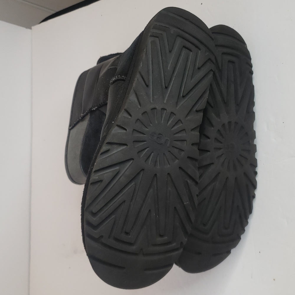 Ugg Boots Patchwork Black Sparkles Gray Size 8 - image 4